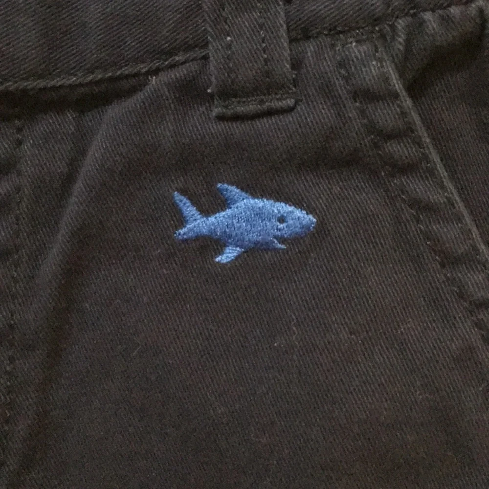 Gymboree embroidered navy shorts